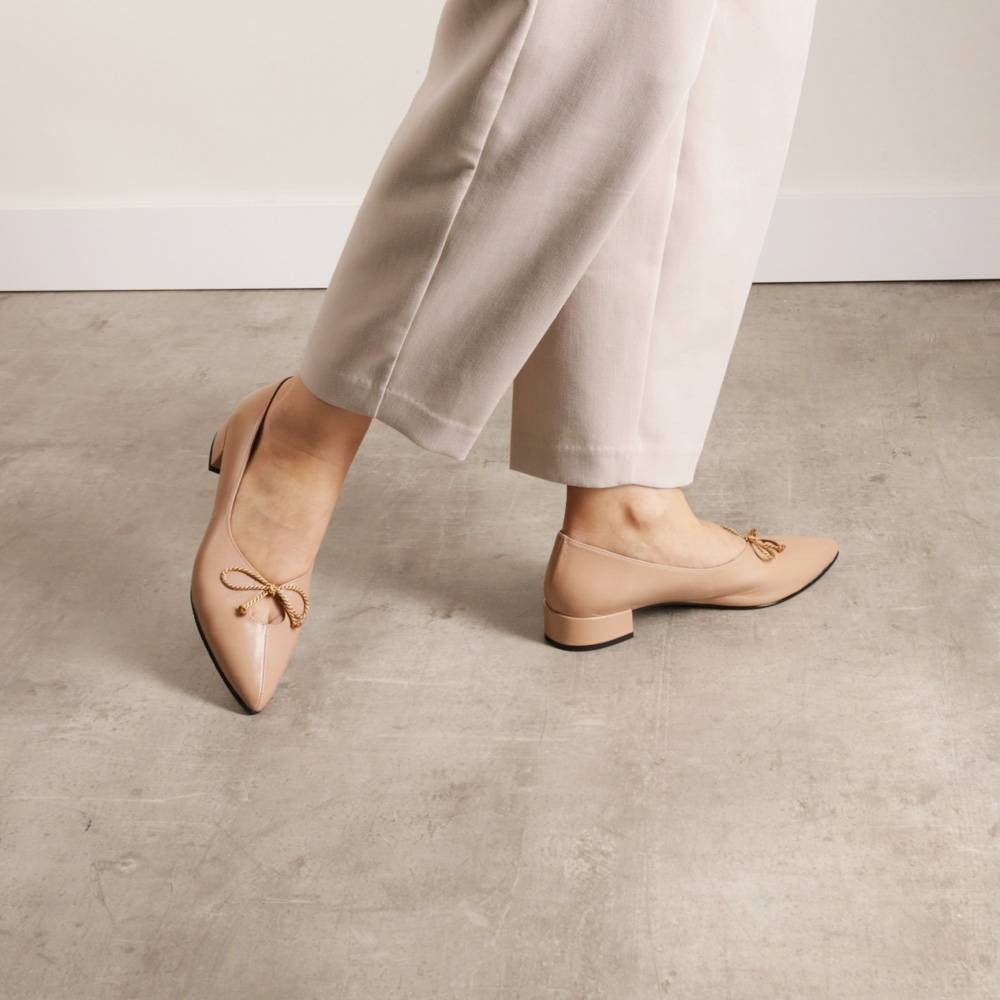 Camel low heel shoes teardrop neckline FLORA