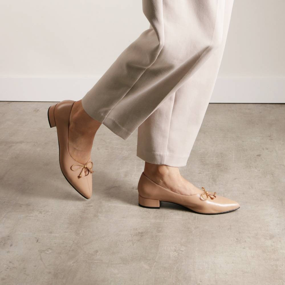 Camel low heel shoes teardrop neckline FLORA